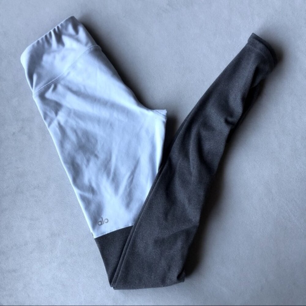 Alo ~ Yoga Goddess Leggings ~ Sky Blue Heather Grey ~ Womens Size Small